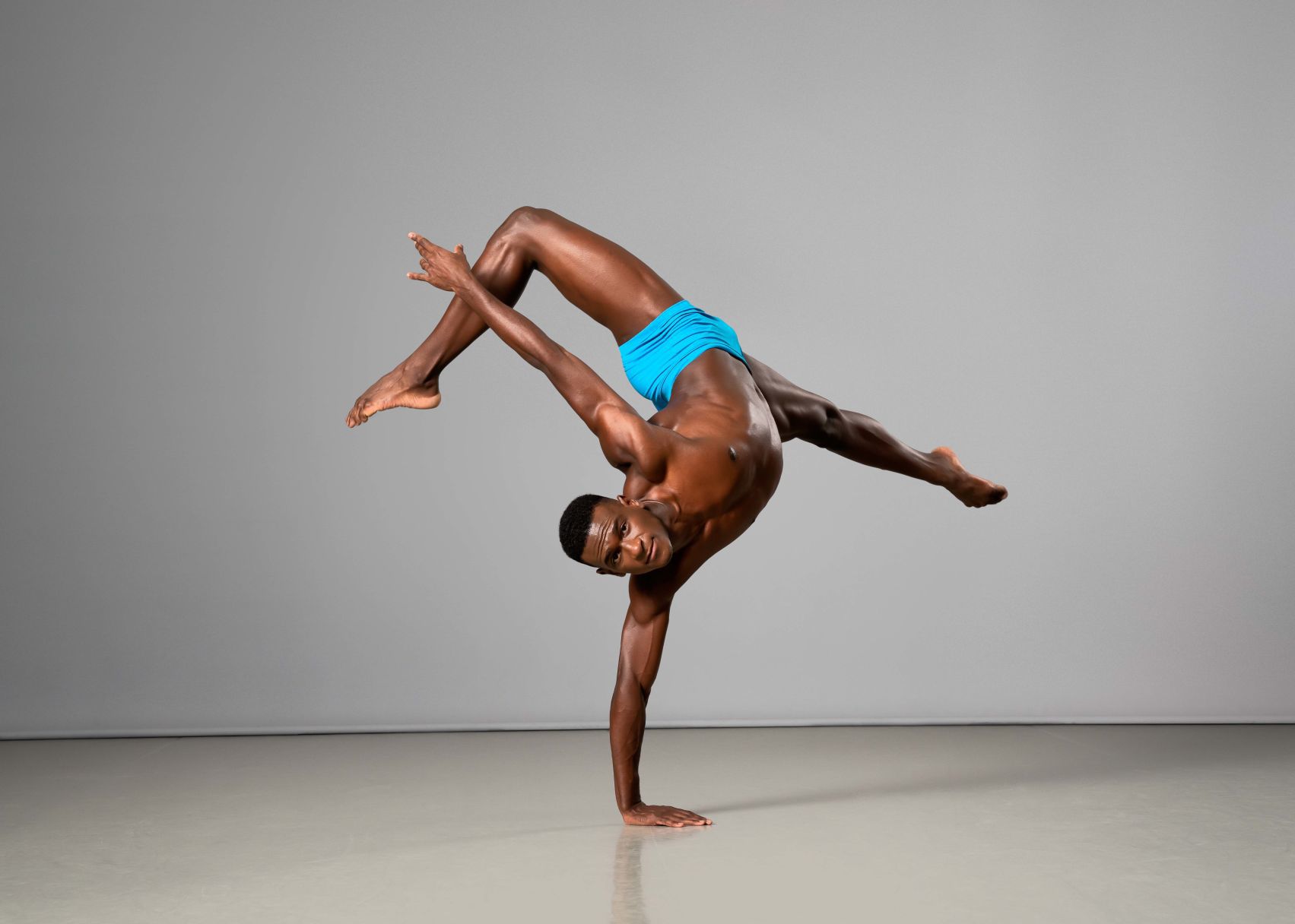 Ailey II's Leonardo Brito. Photo by Kyle Froman_5257.jpg